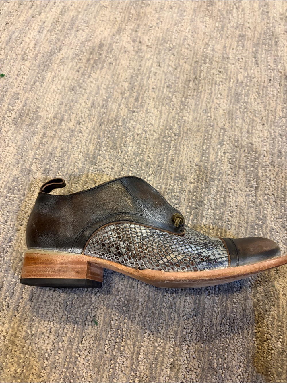 Freebird by Steven women’s Brown Leather & Snake-Print Chukka Boots - Picture 5 of 8